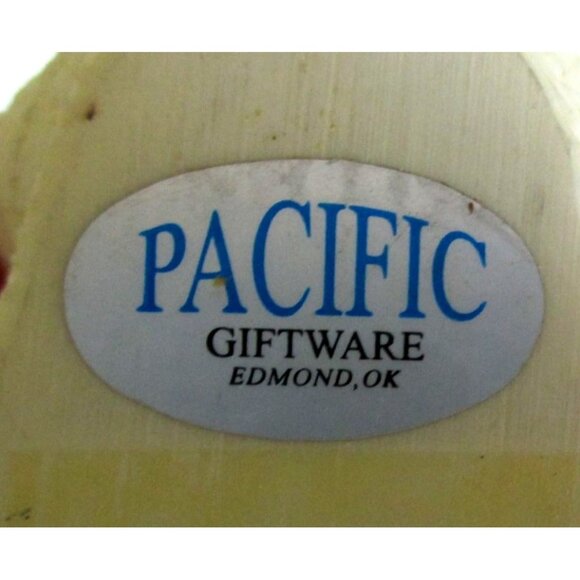 Playful Polar Bear Figurine - Animal Nature Figure - Home Decor - Picture 7 of 7